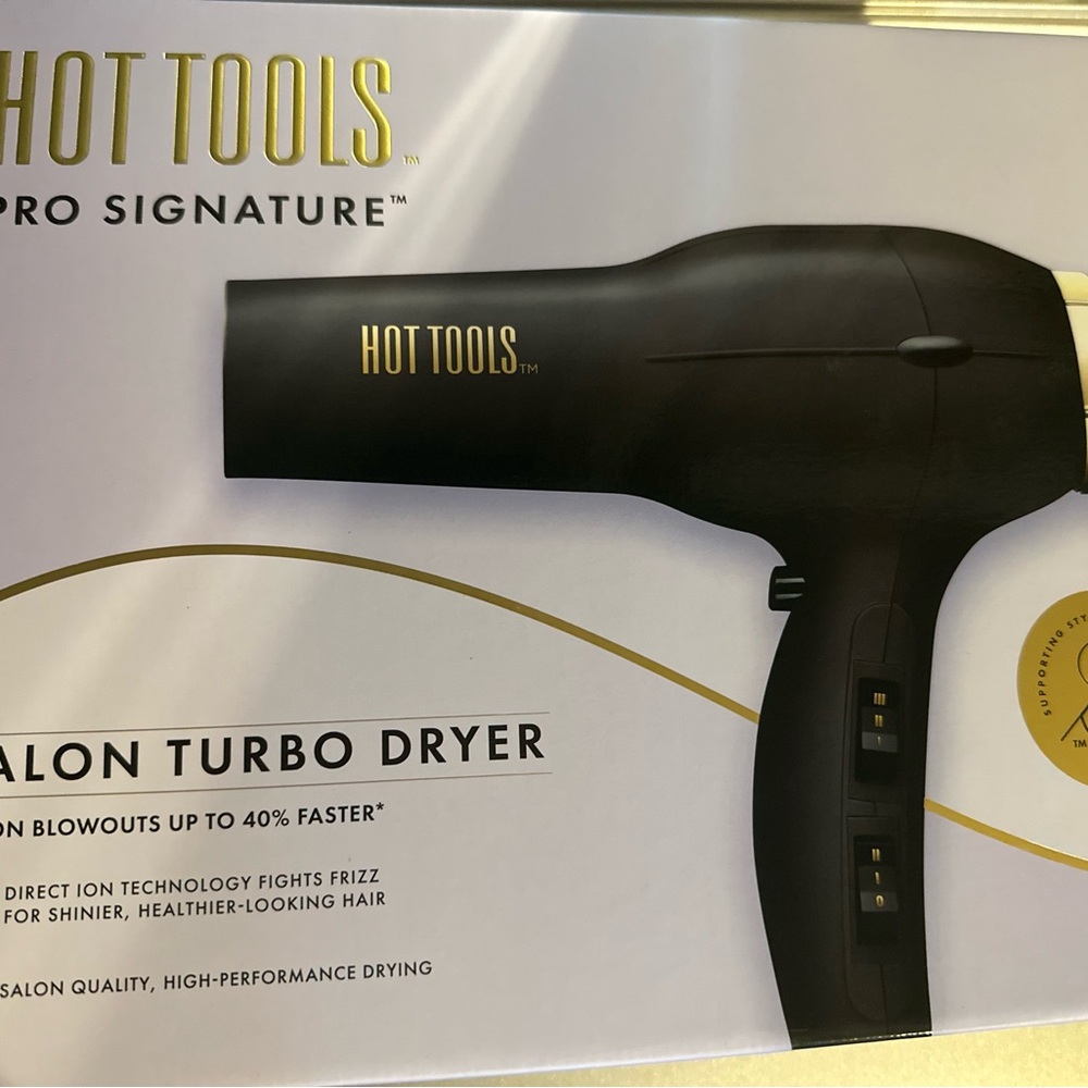 HOT TOOLS BLOW DRYER